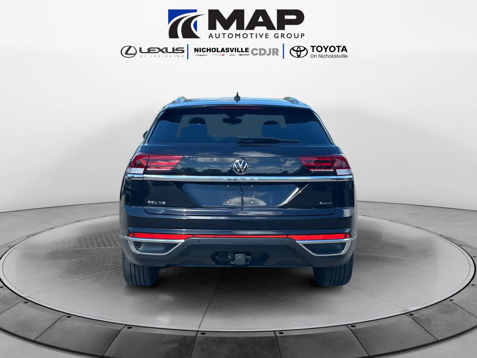 Used 2023 Volkswagen Atlas Cross Sport SEL AWD/4WD image 4
