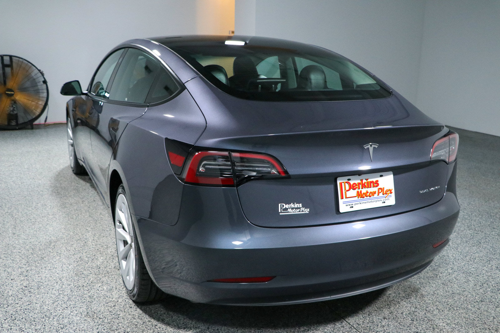 Used 2023 Tesla Model 3 Long Range AWD/4WD image 9