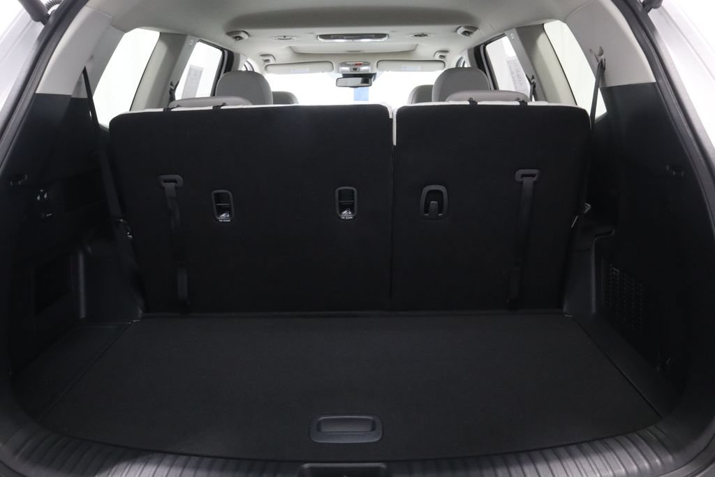 Used 2024 Kia Telluride EX w/ EX Captain's Chair Package AWD/4WD image 17