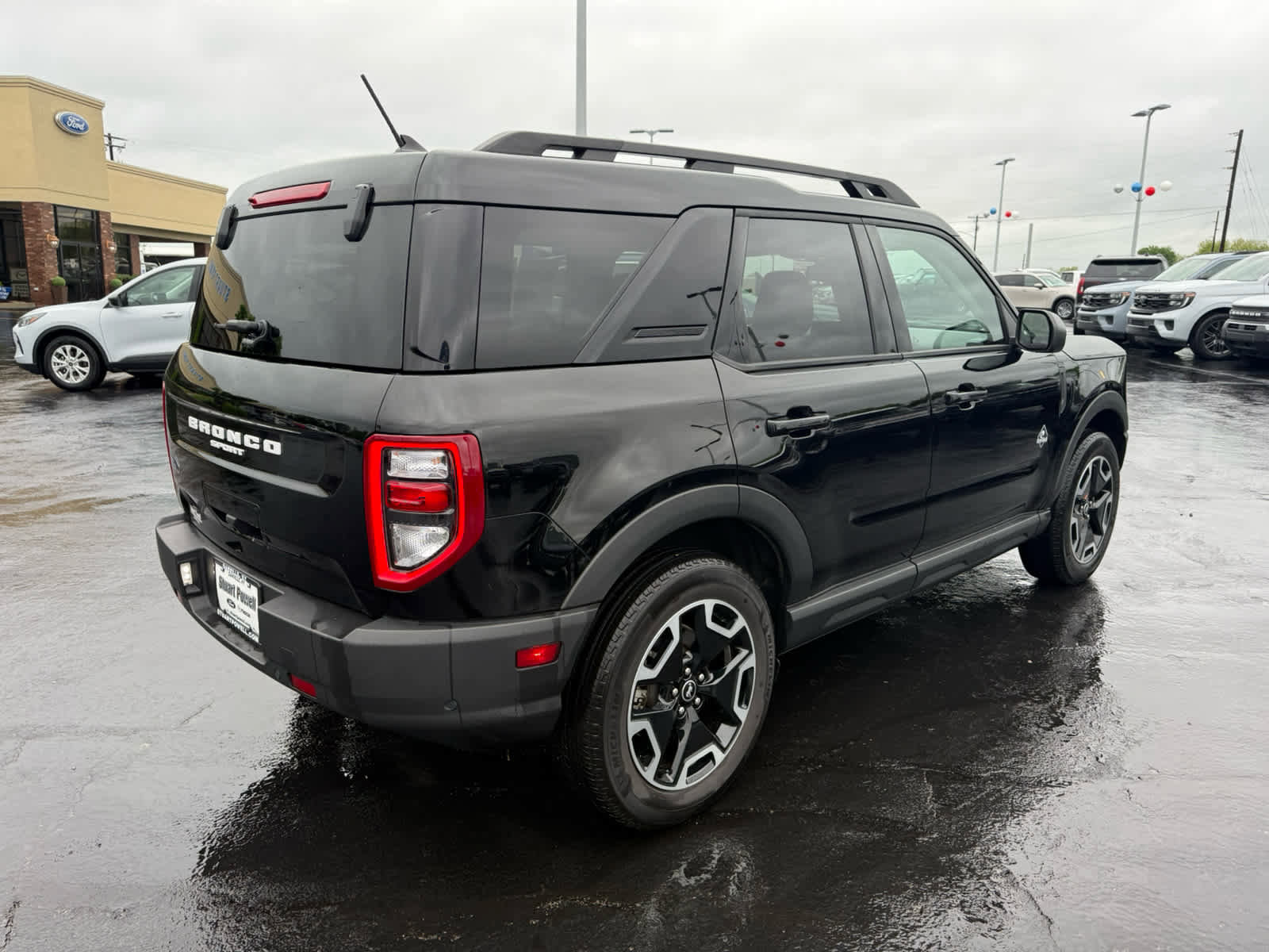Used 2024 Ford Bronco Sport Outer Banks AWD/4WD image 16