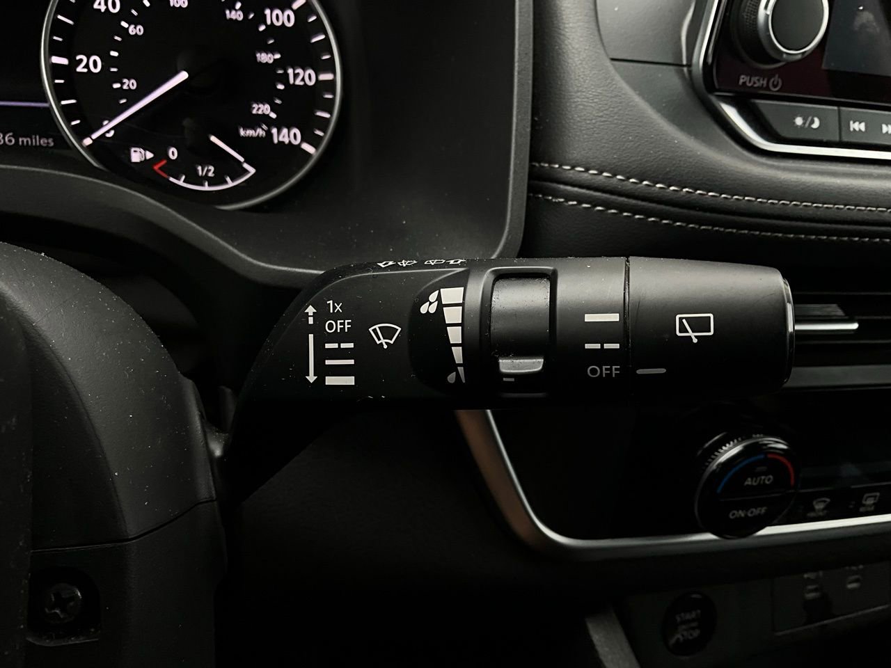 Used 2025 Nissan Rogue SV image 36