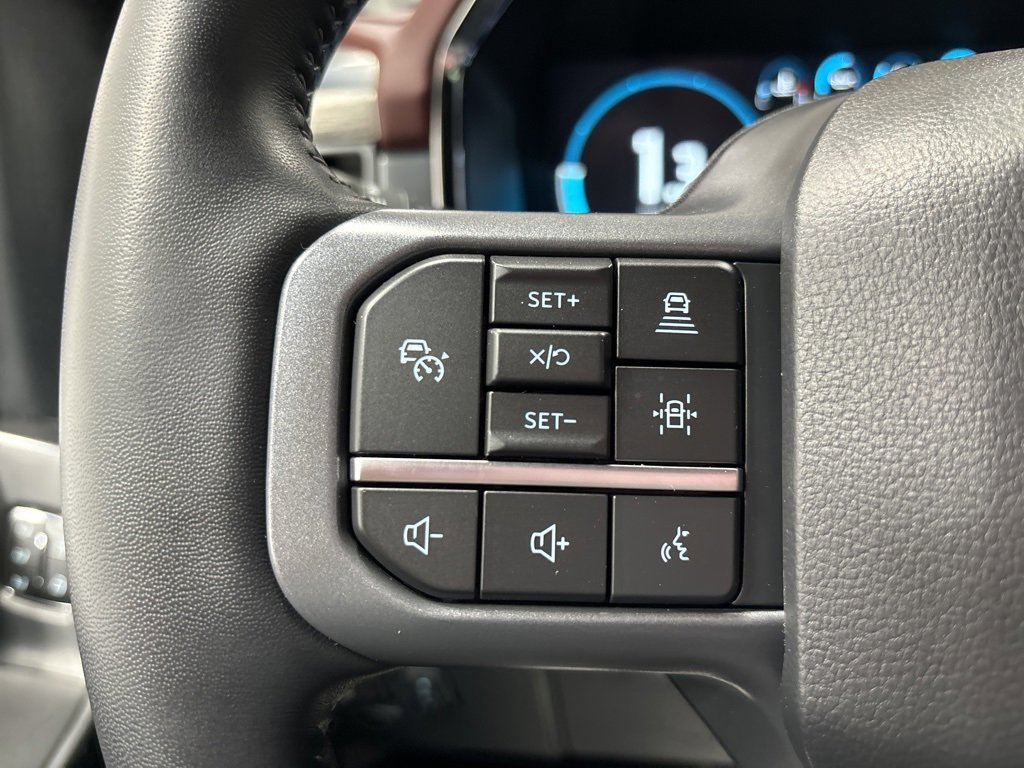 Used 2023 Ford F150 Lariat w/ Equipment Group 502A High image 39