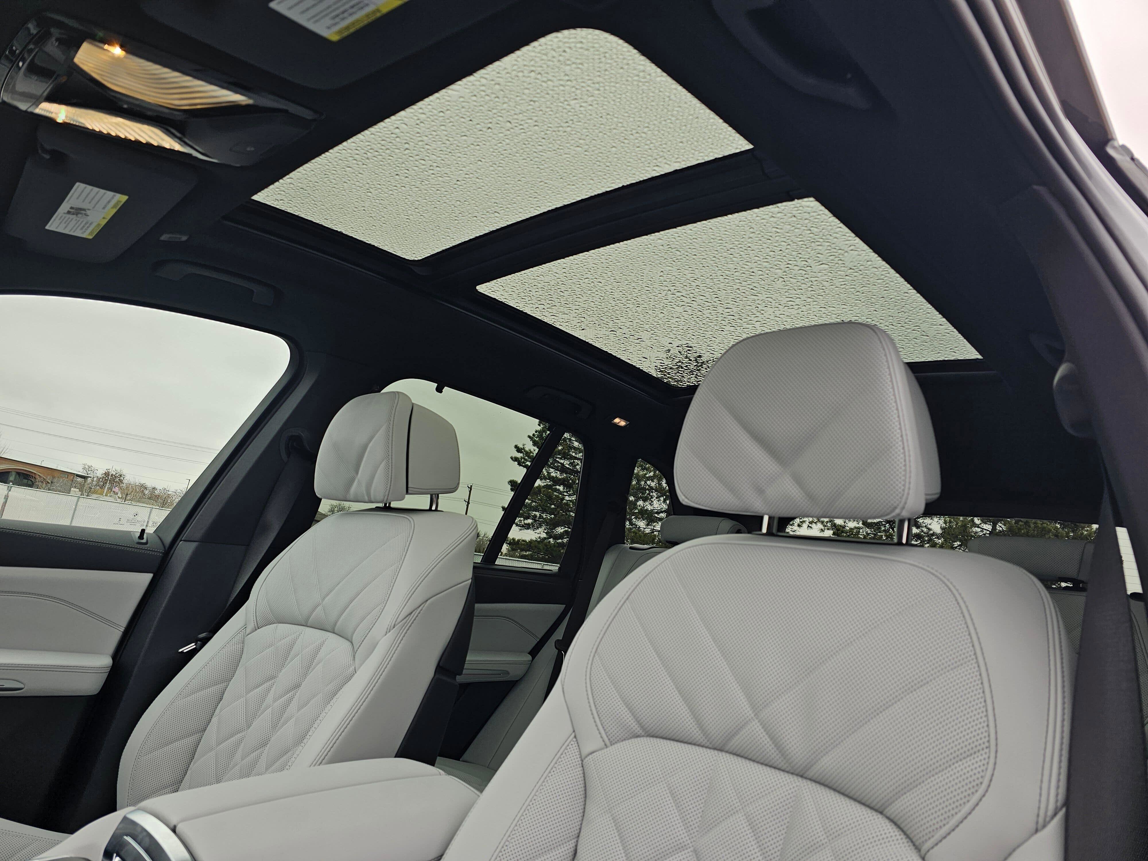 New 2026 BMW X5 xDrive50e w/ Executive Package image 28