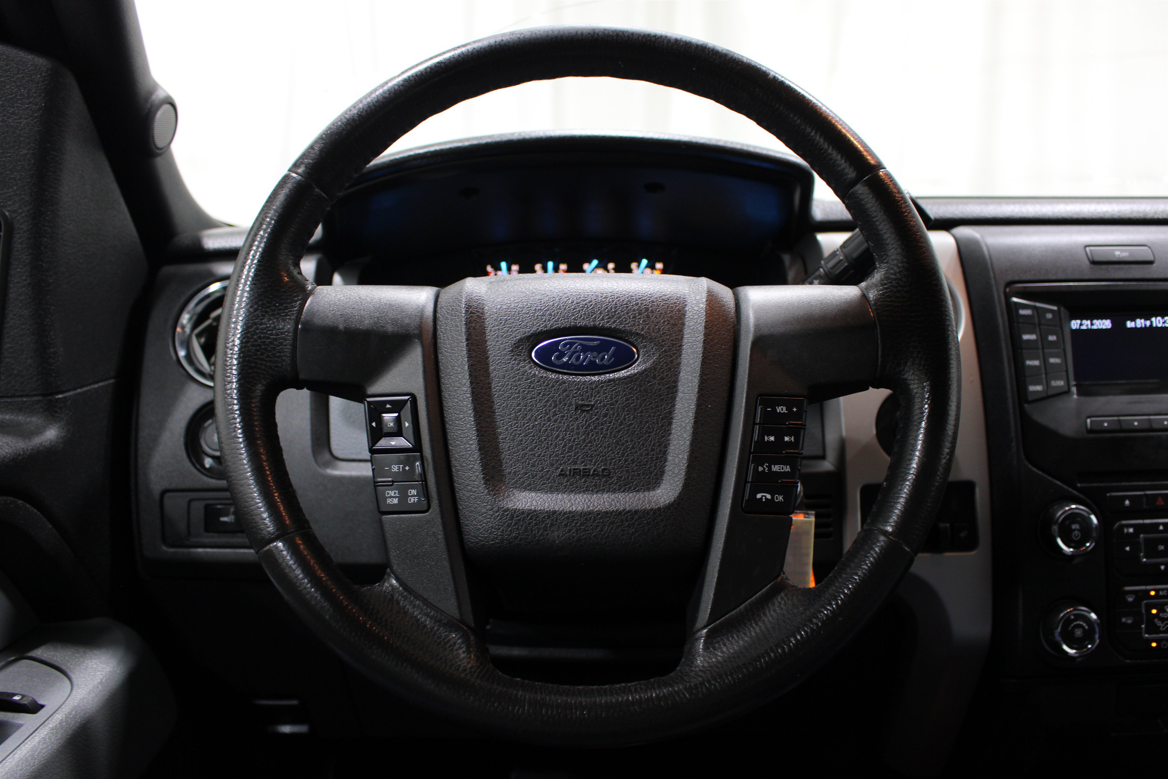 Used 2014 Ford F150 XLT w/ Equipment Group 302A Luxury RWD image 10