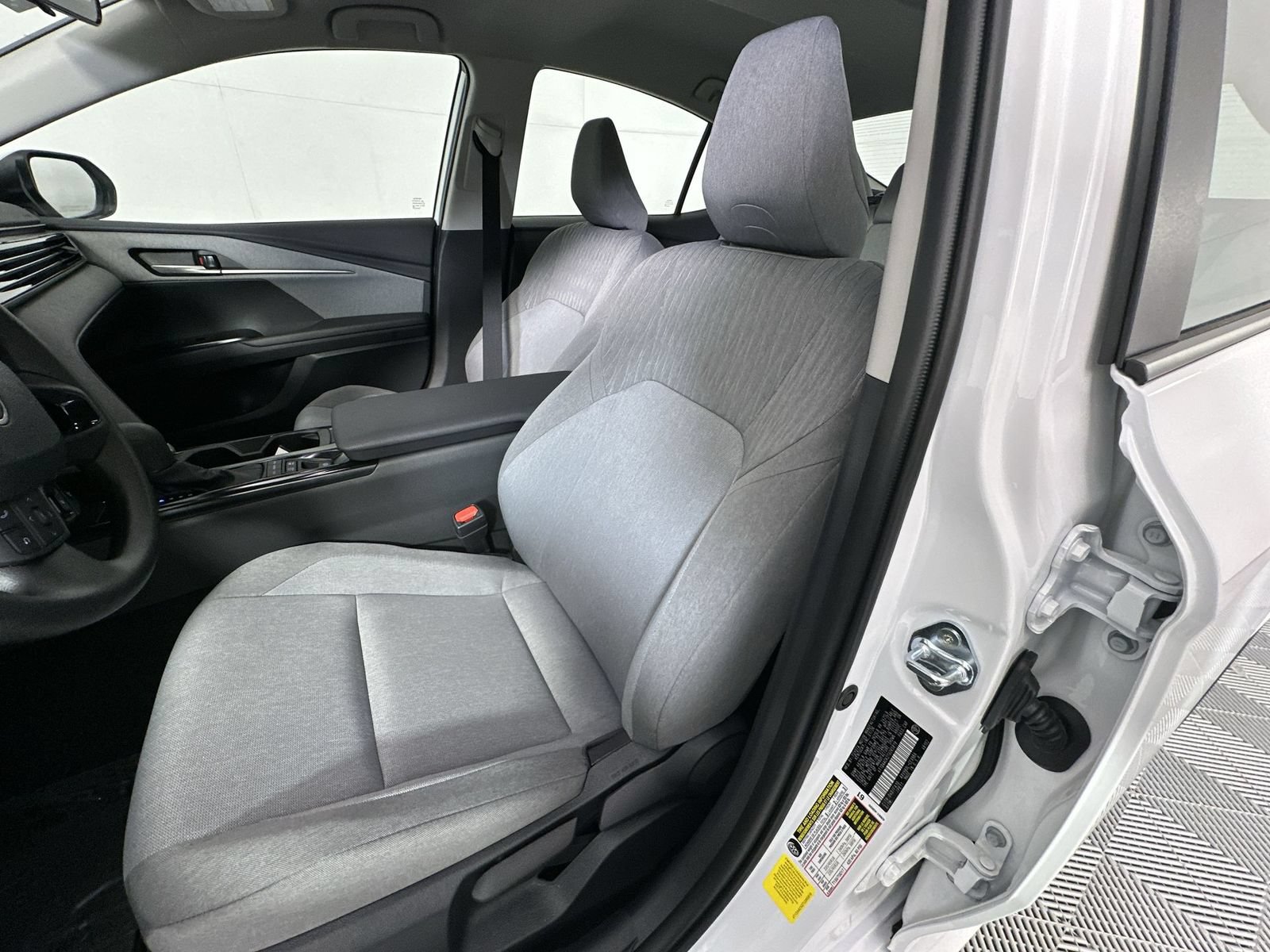 Used 2026 Toyota Camry LE FWD image 11