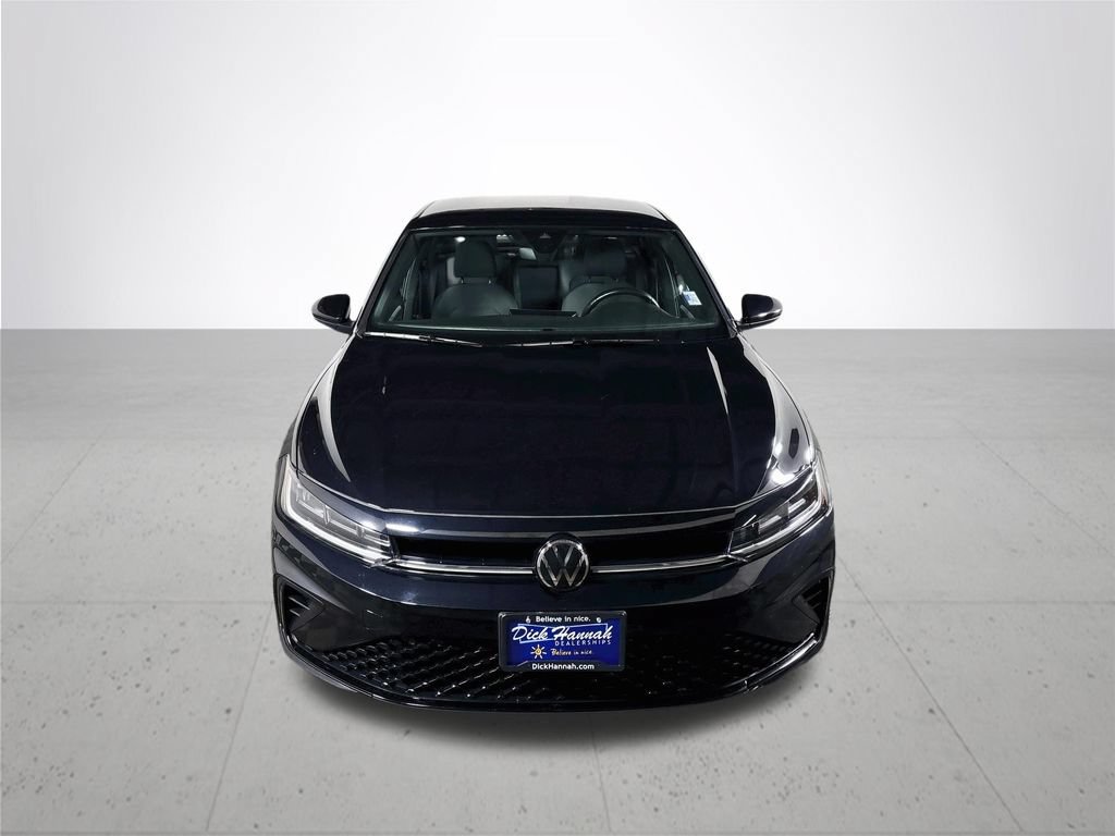 Certified 2025 Volkswagen Jetta Sport FWD image 4