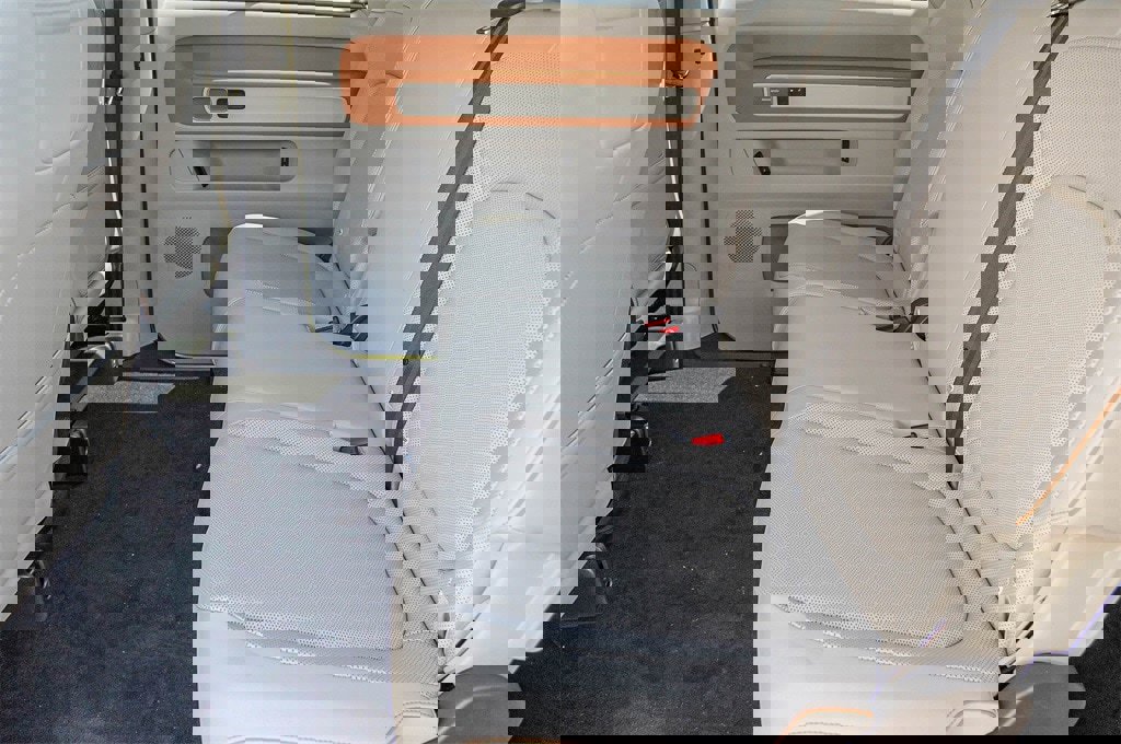 New 2025 Volkswagen ID. Buzz 1st Edition image 22