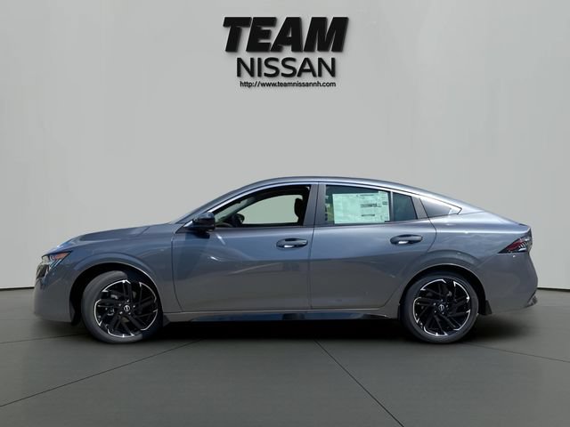 New 2026 Nissan Sentra SR w/ SR All Weather Package FWD image 4