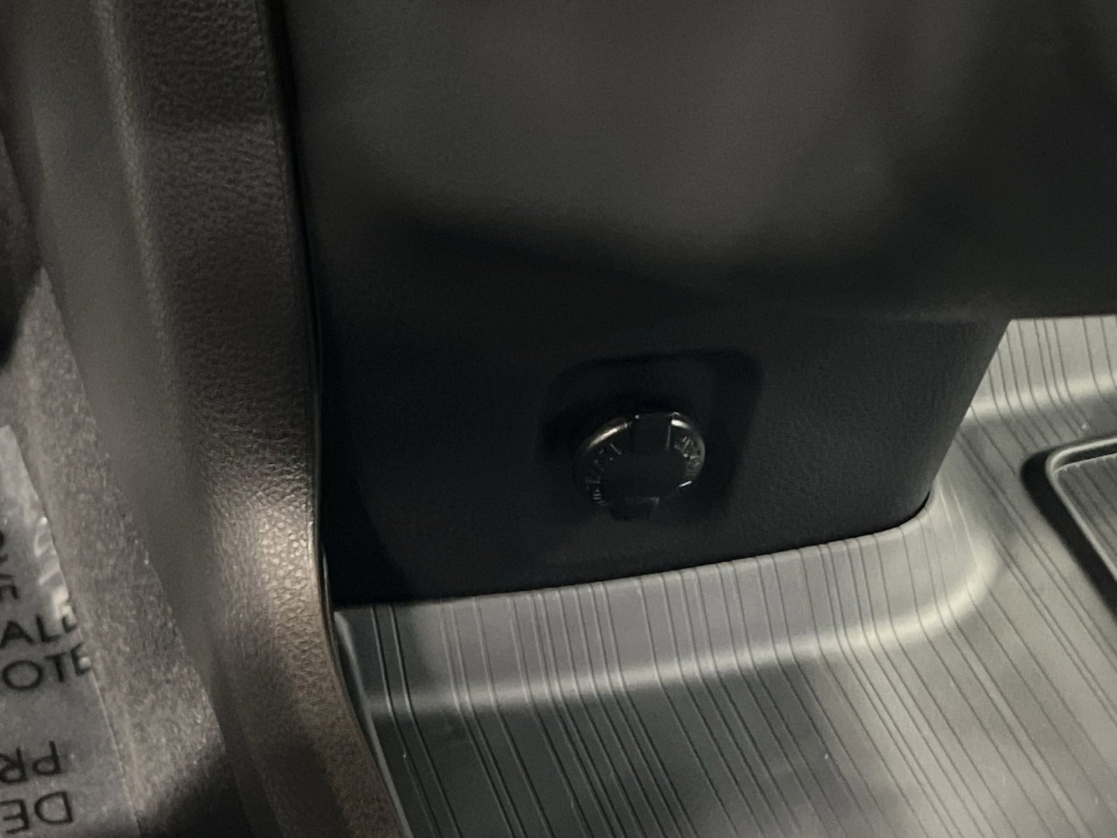 Used 2026 Toyota Sienna XSE image 29