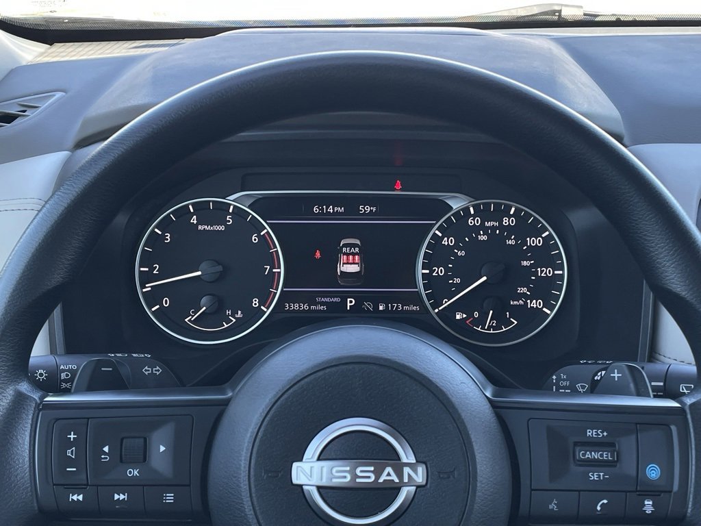 Used 2024 Nissan Rogue SV image 15