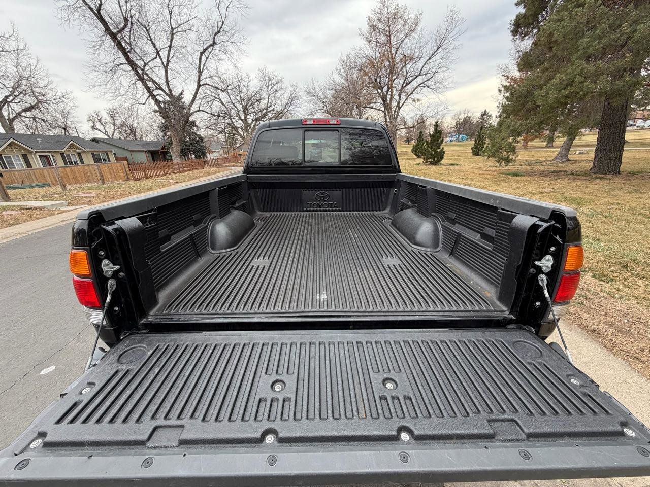 Used 2003 Toyota Tundra Limited image 22
