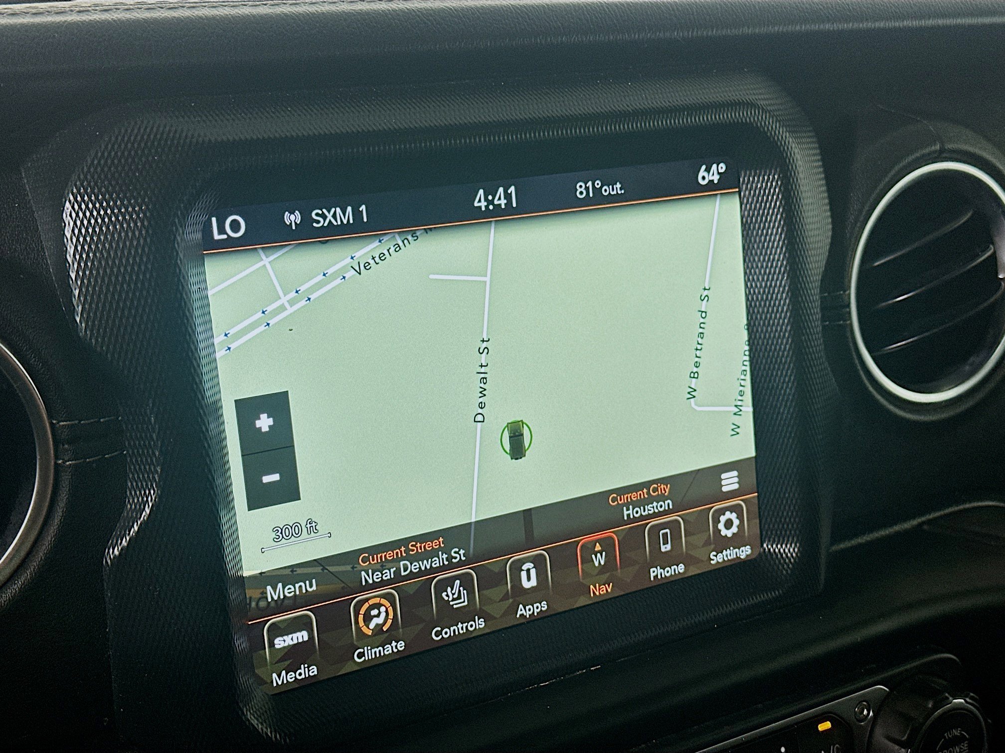 Used 2023 Jeep Wrangler Sahara w/ Cold Weather Group image 21