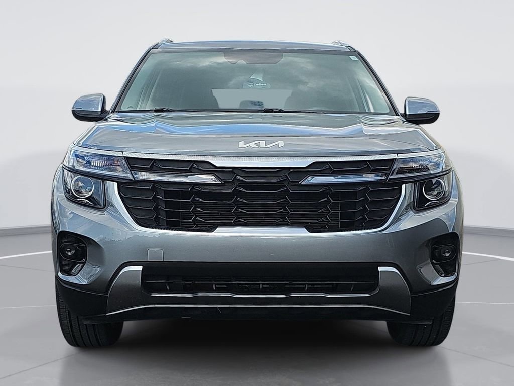 Used 2024 Kia Seltos EX FWD image 10