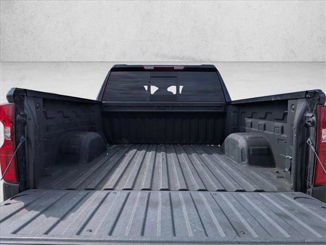 Used 2023 Chevrolet Silverado 1500 LT Trail Boss w/ Convenience Package II image 7