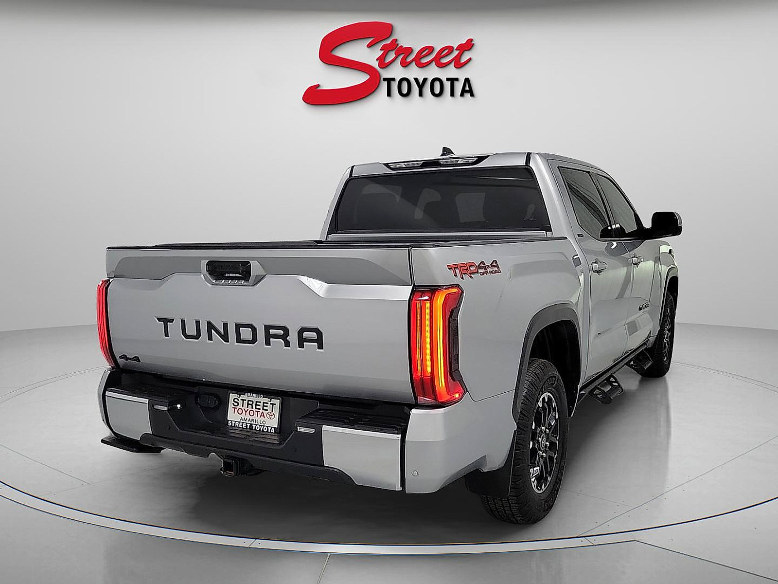 Certified 2025 Toyota Tundra SR5 w/ TRD Off-Road Premium Package AWD/4WD image 4