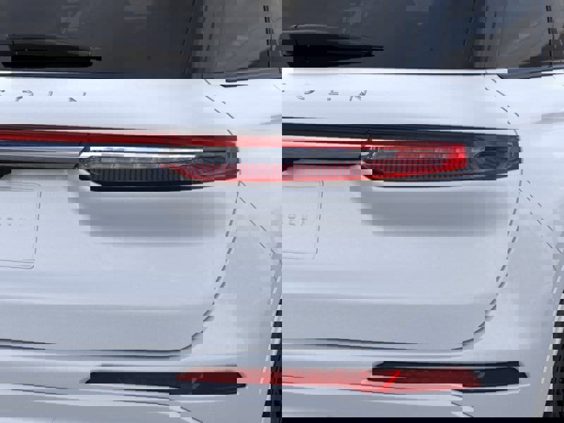 New 2026 Lincoln Corsair Premiere image 21