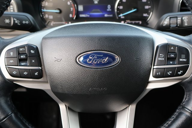 Certified 2022 Ford Explorer XLT w/ Equipment Group 202A image 35