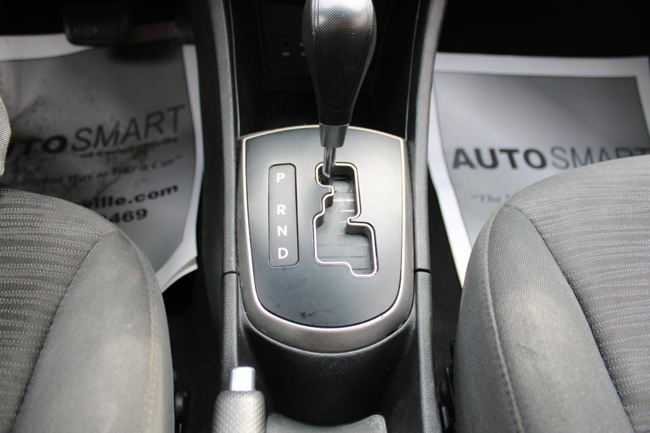 Used 2017 Hyundai Accent SE FWD image 26
