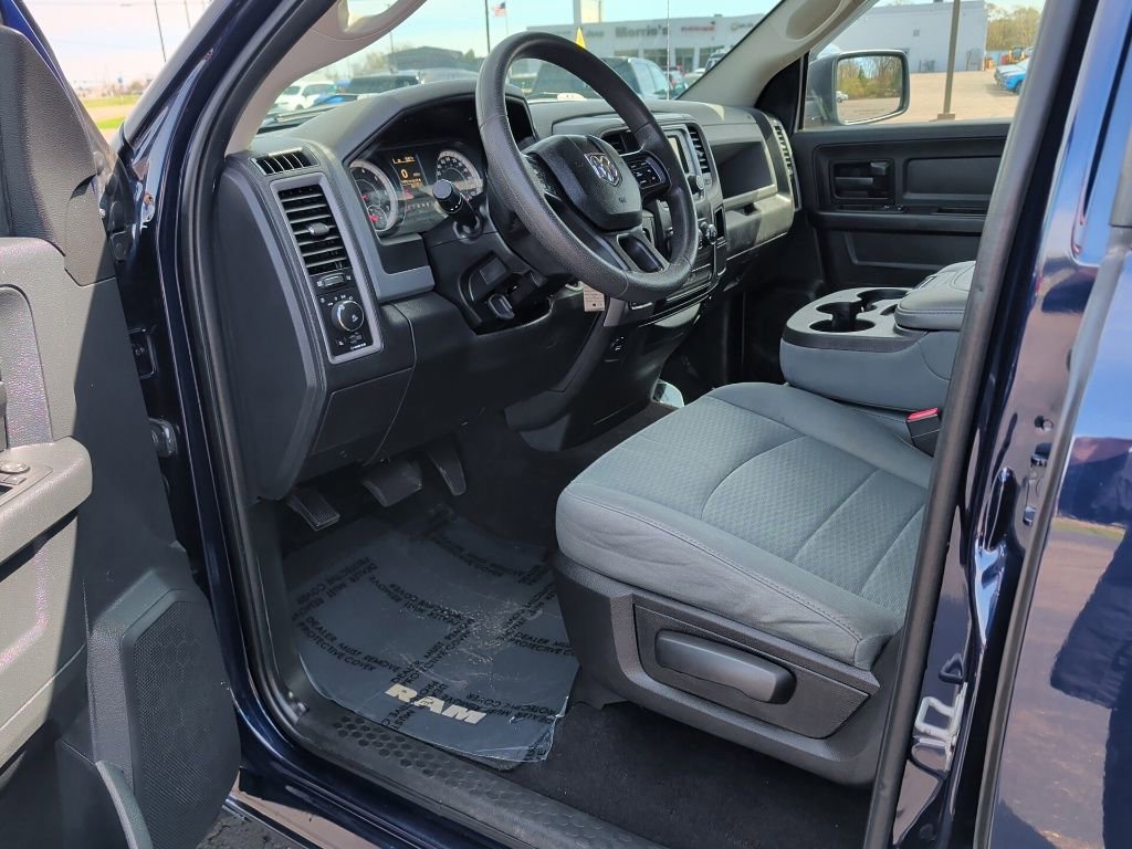 Used 2017 RAM 1500 Express w/ Express Value Package AWD/4WD image 31