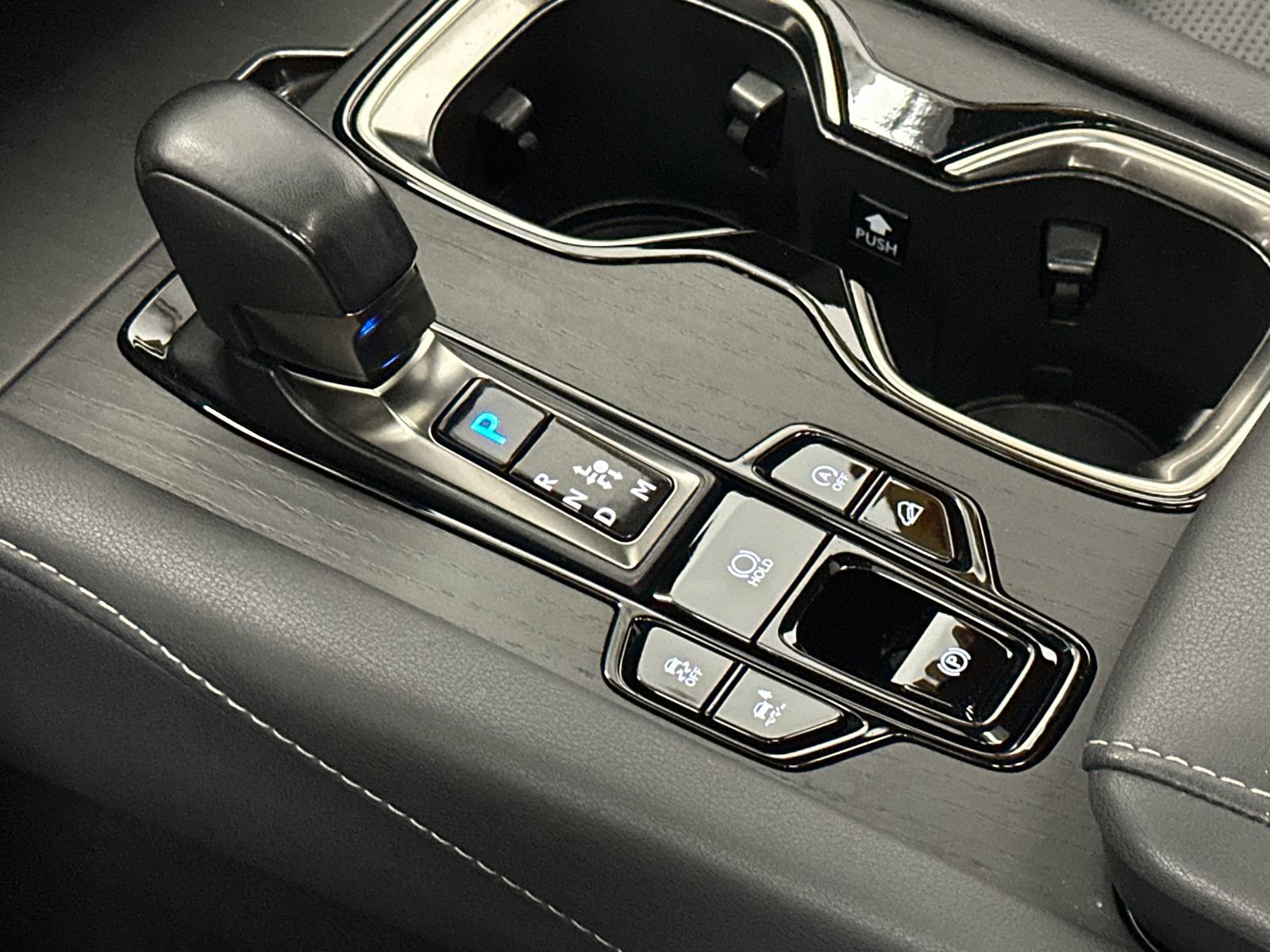 Used 2023 Lexus RX 350 Premium Plus w/ Cold Area Package image 32