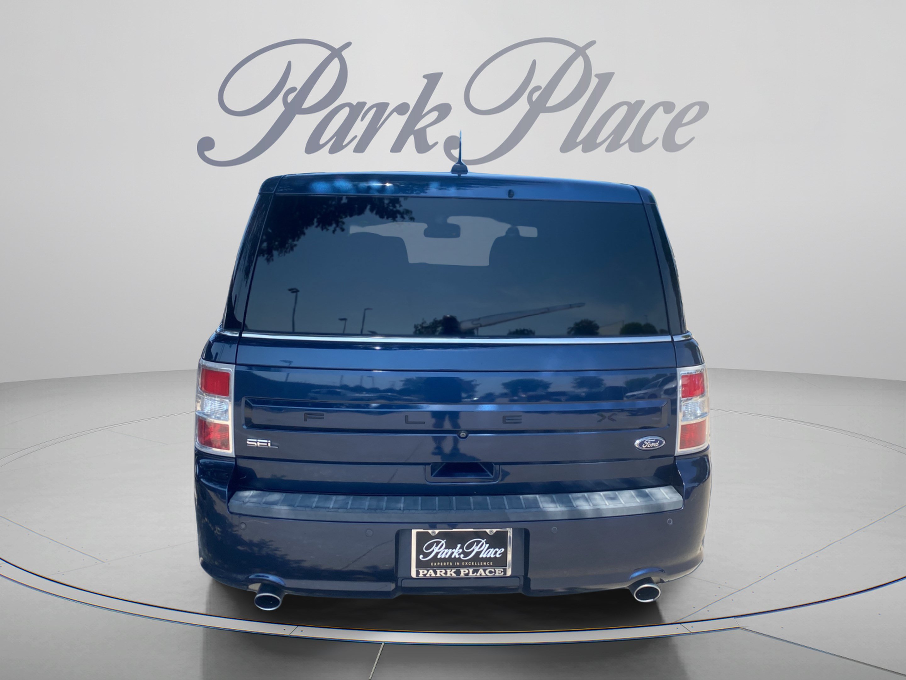 Used 2017 Ford Flex SEL w/ Equipment Group 202A FWD image 4