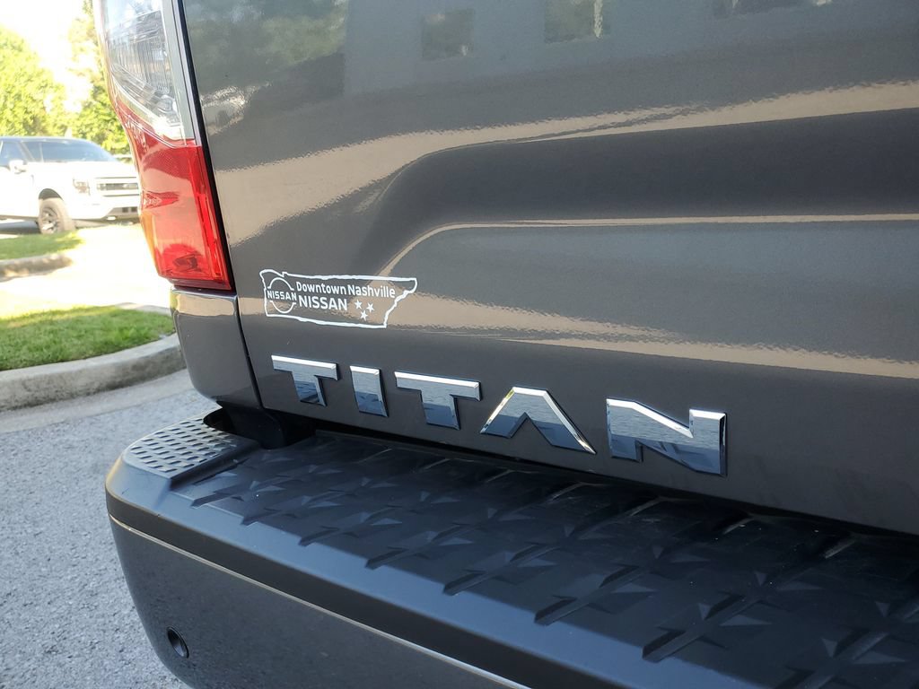 Certified 2024 Nissan Titan SV AWD/4WD image 8