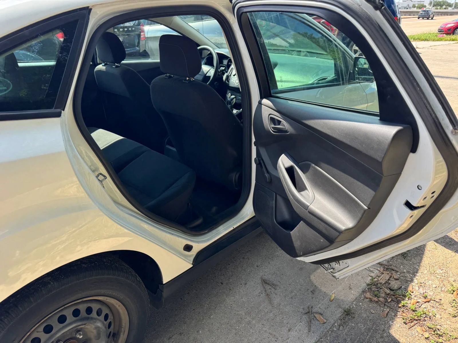 Used 2018 Ford Focus S FWD image 20