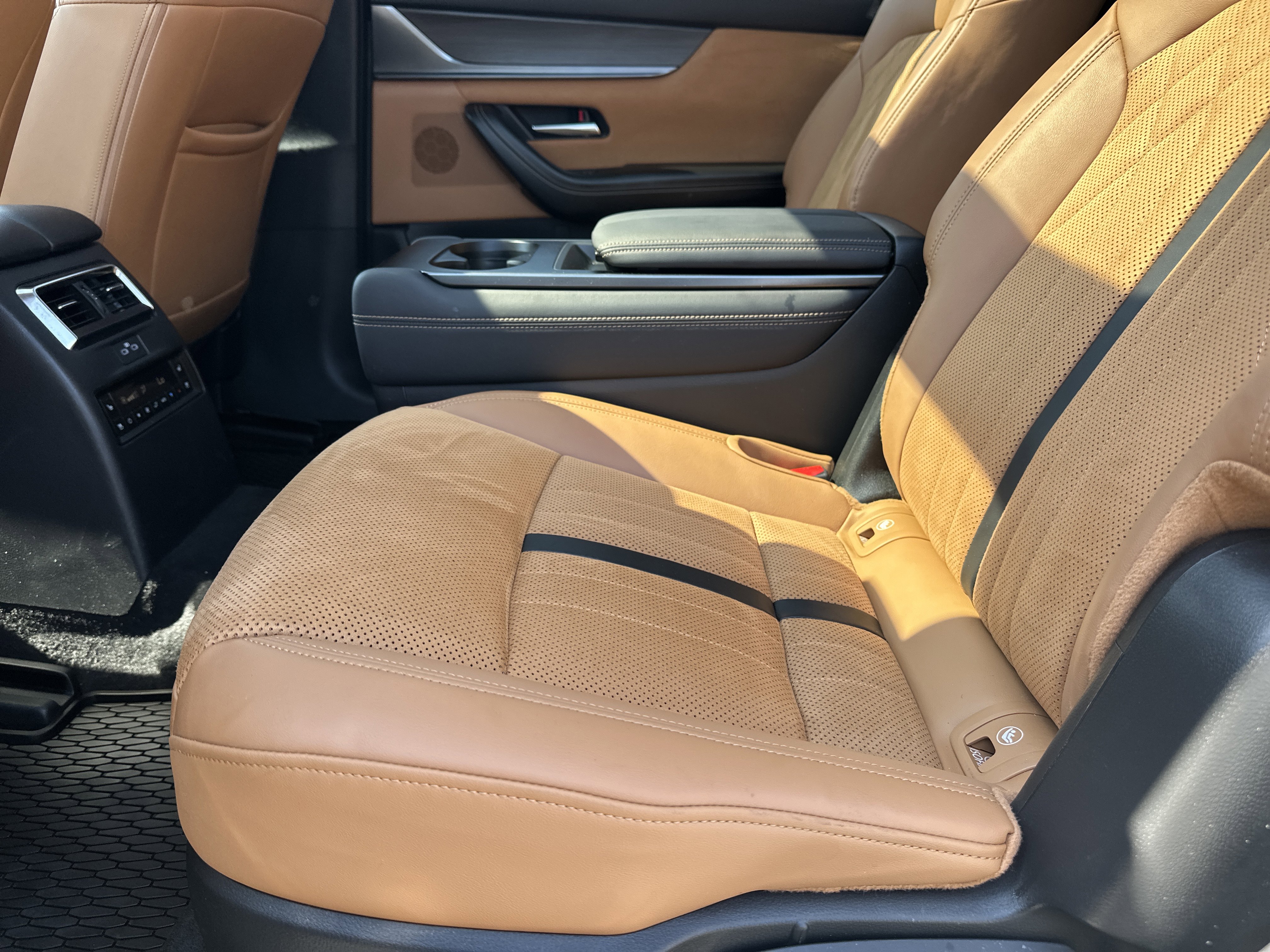 Used 2025 MAZDA CX-90 3.3 Turbo S w/ Premium Plus image 21