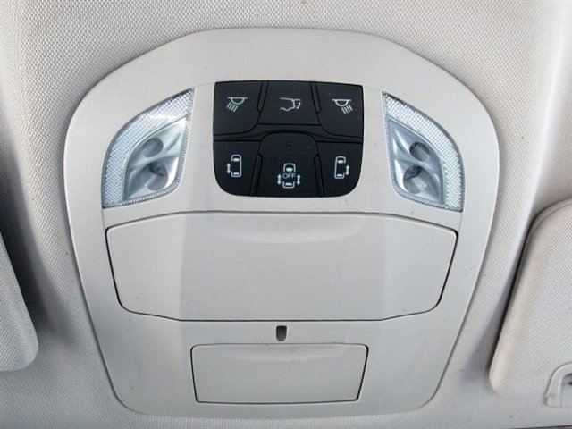 Used 2022 Chrysler Pacifica Touring-L FWD image 38