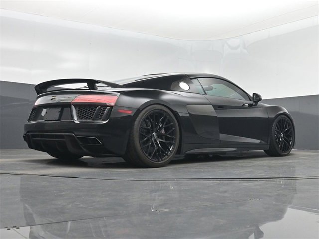 Used 2017 Audi R8 V10 plus image 57