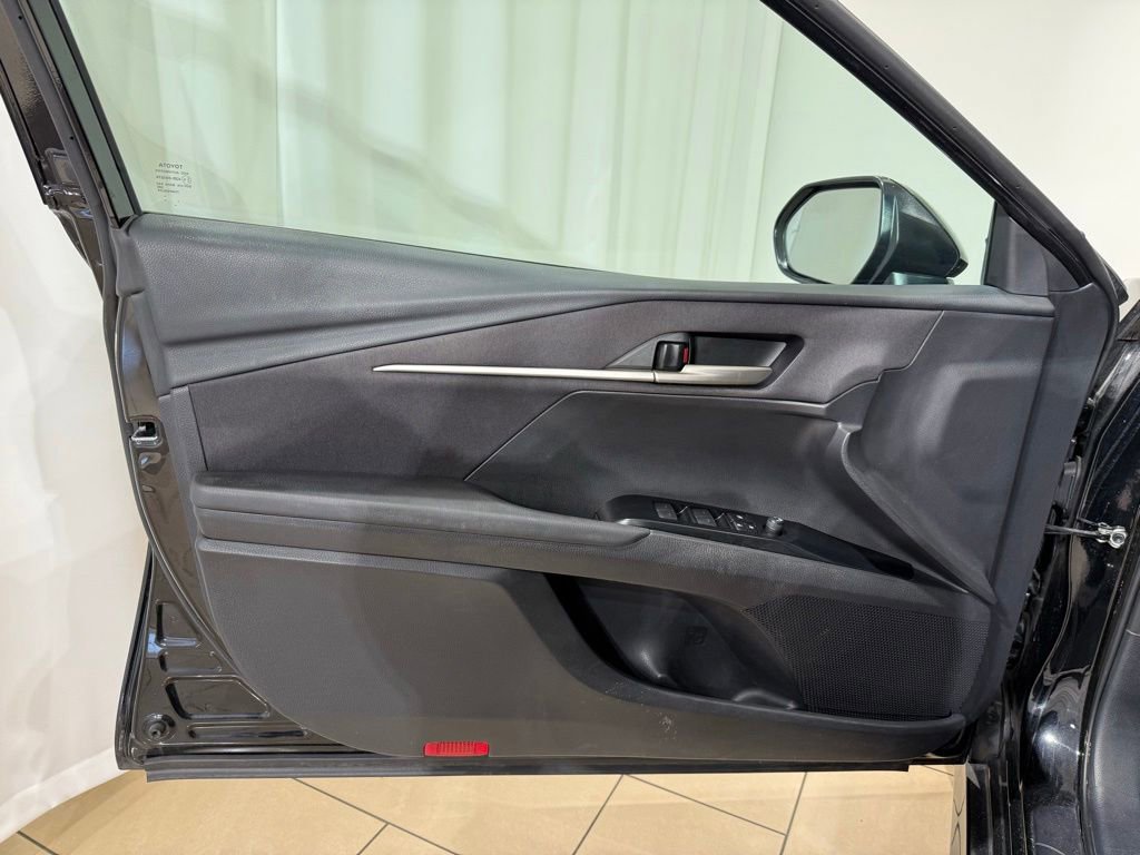 Certified 2025 Toyota Camry LE FWD image 14