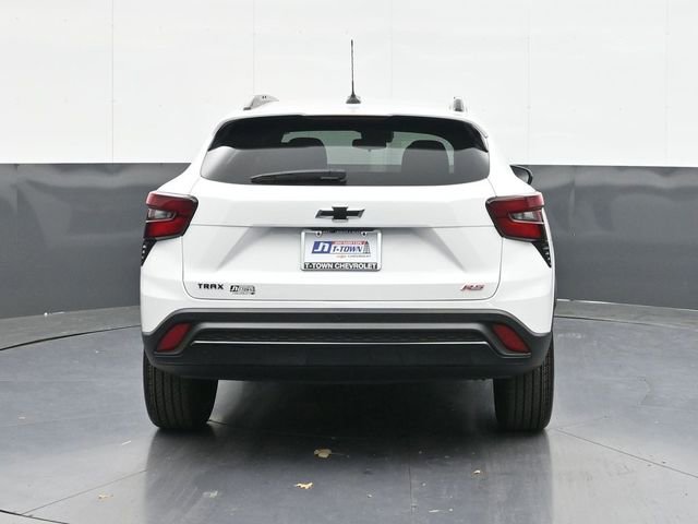 New 2026 Chevrolet Trax RS w/ Driver Confidence Package image 10