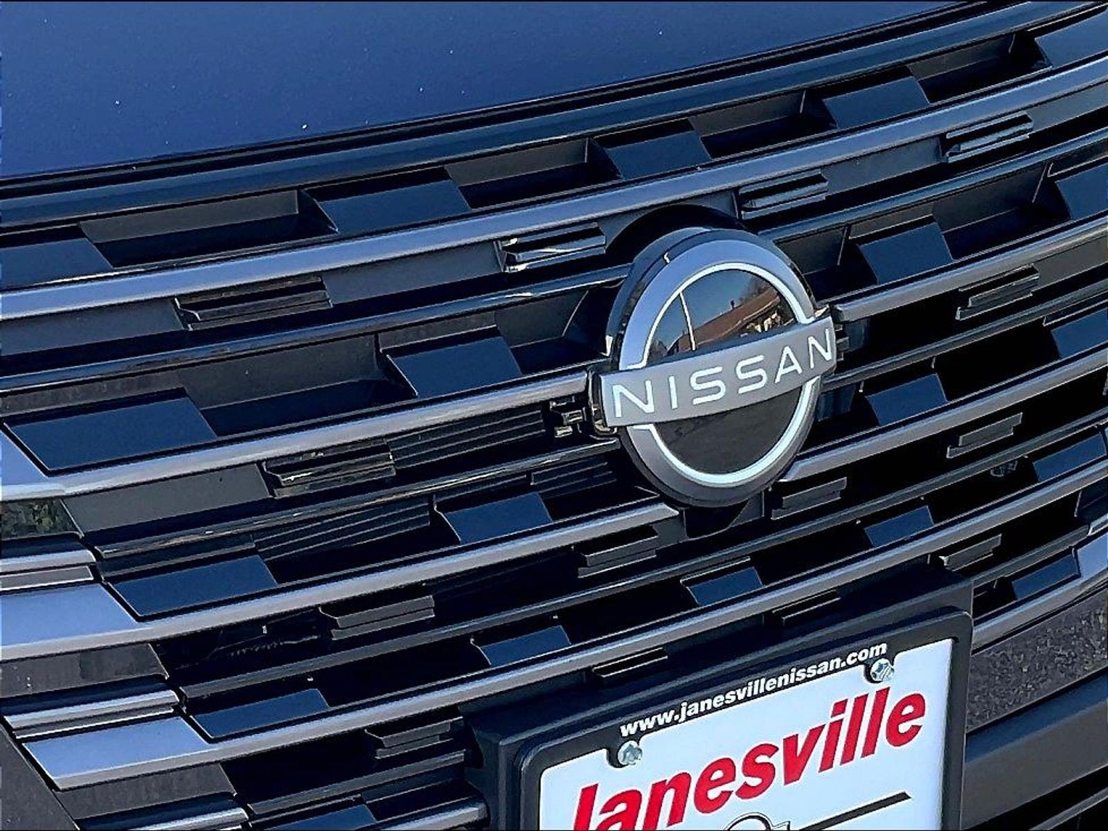 Used 2026 Nissan Rogue SV w/ Cold Weather Package AWD/4WD image 35