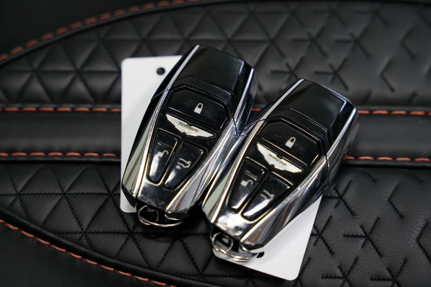 Used 2022 Aston Martin DBS Superleggera Volante RWD image 51