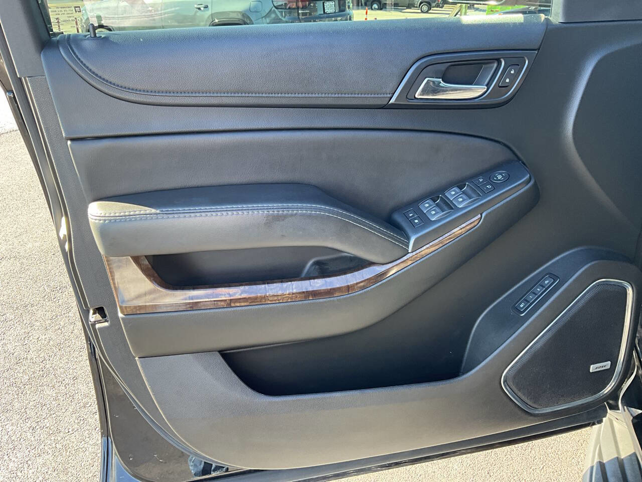 Used 2018 Chevrolet Tahoe LT image 29