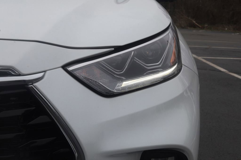 Used 2024 Toyota Highlander Platinum AWD/4WD image 35