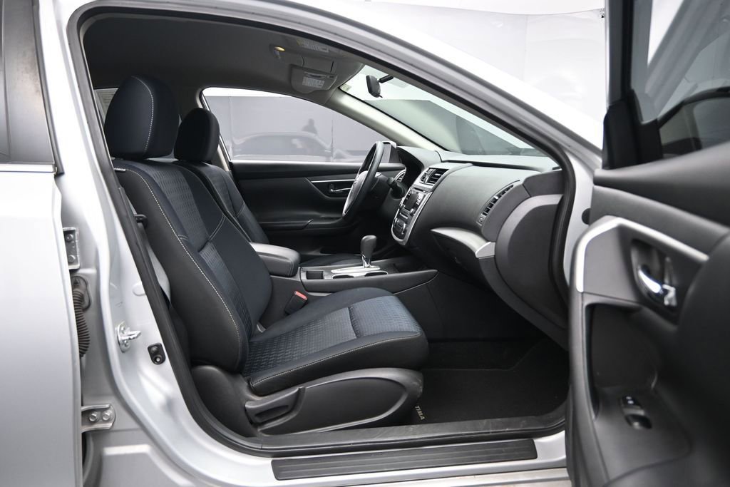 Used 2016 Nissan Altima 2.5 S w/ Power Driver Seat Package FWD image 23