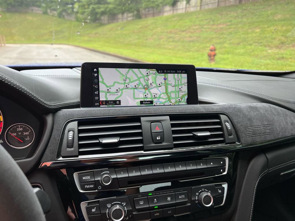 Used 2019 BMW M4 CS w/ Executive Package image 41