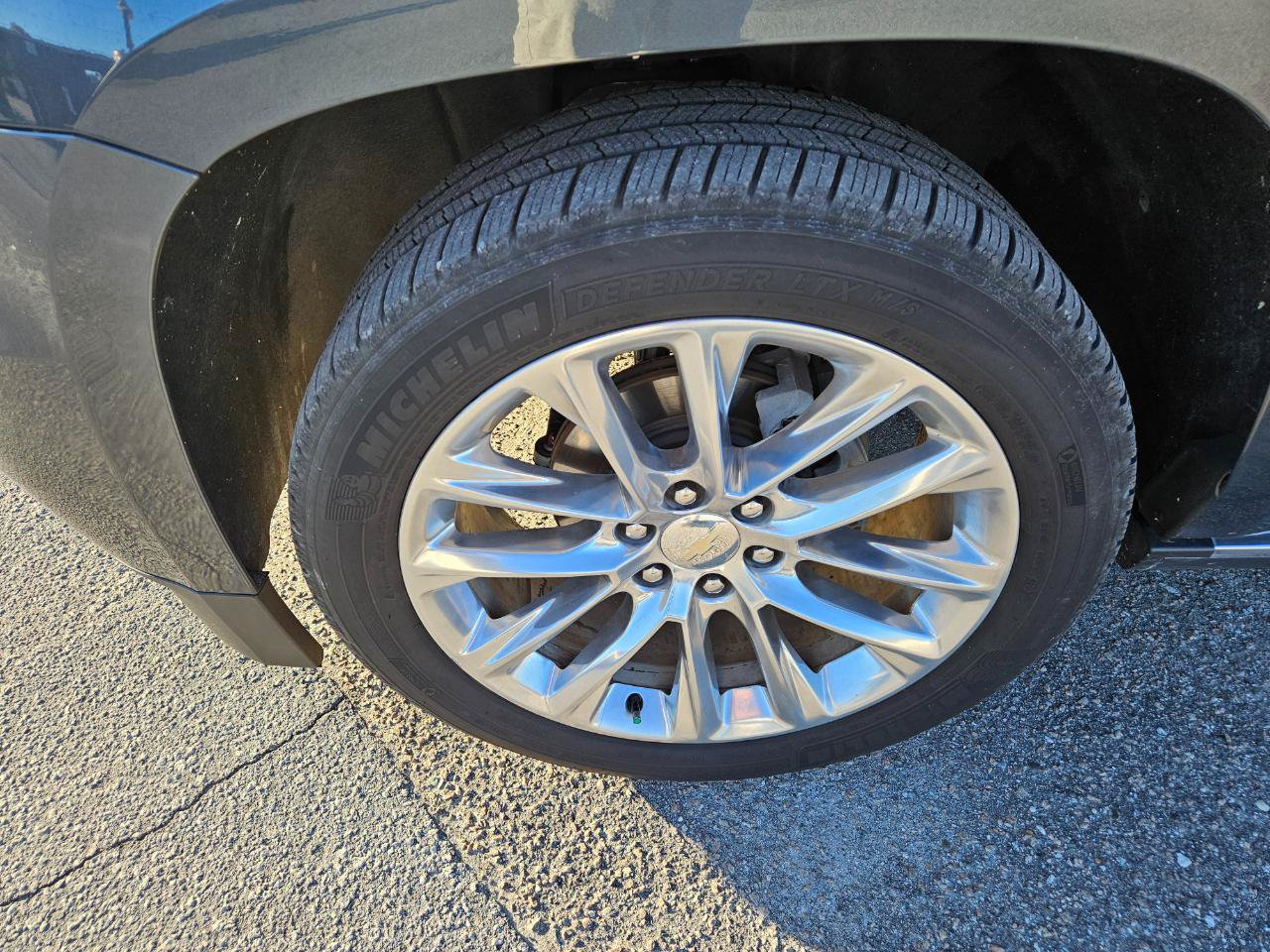 Used 2019 Chevrolet Tahoe Premier w/ Premier Plus Edition AWD/4WD image 10