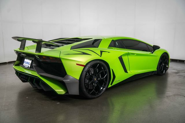 Used 2016 Lamborghini Aventador LP 750-4 Superveloce AWD/4WD image 8