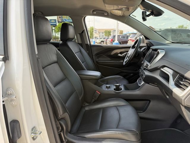 Used 2024 GMC Terrain SLT image 31