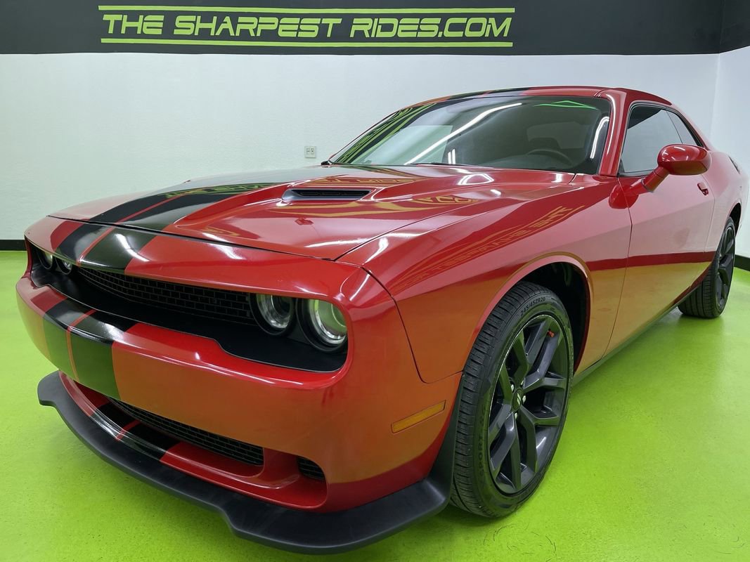 Used 2019 Dodge Challenger SXT w/ Blacktop Package image 5
