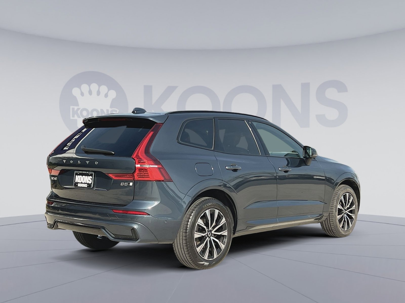 Certified 2023 Volvo XC60 B5 Plus w/ Climate Package AWD/4WD image 16