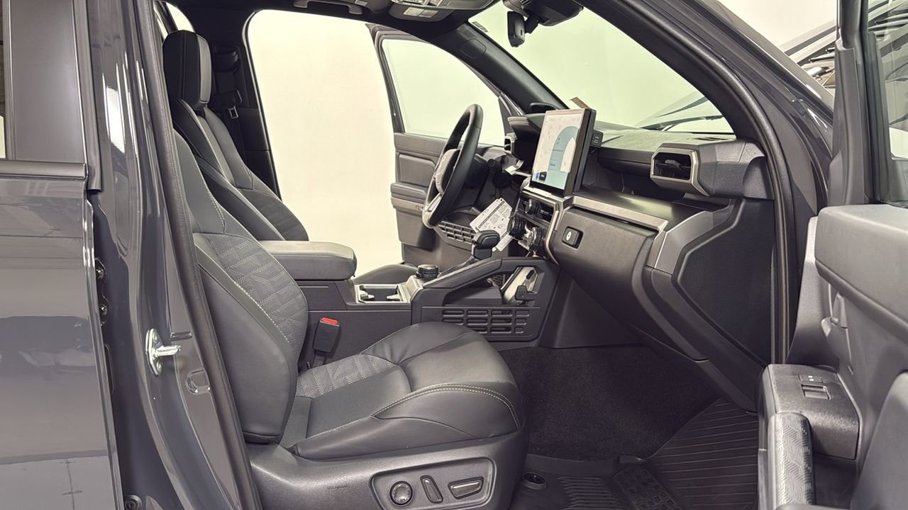 Used 2025 Toyota 4Runner TRD Sport Premium image 18