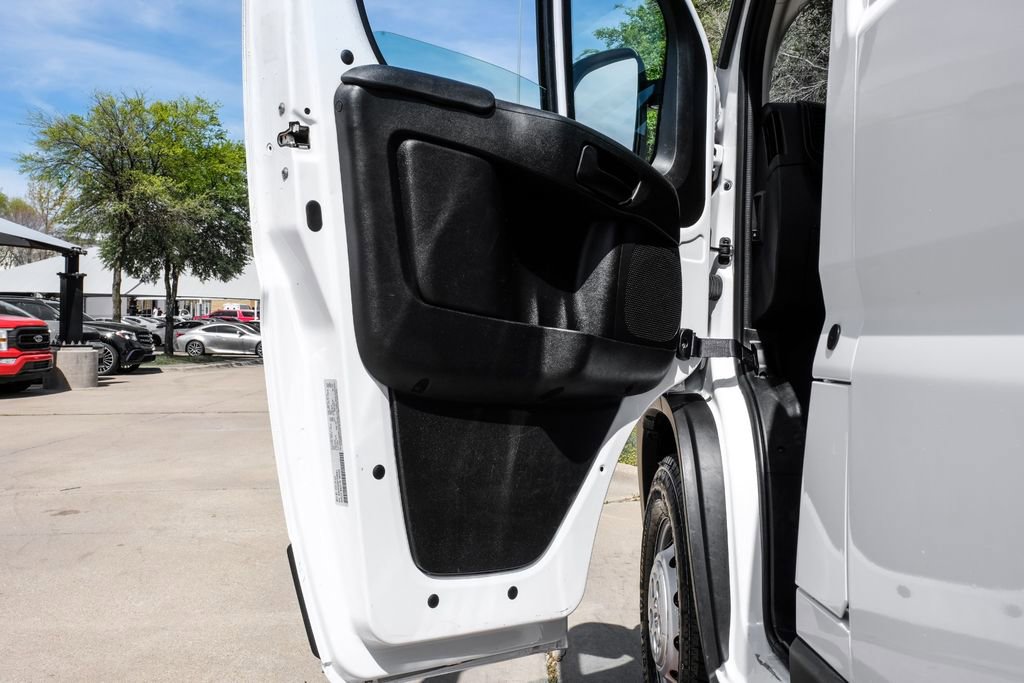 Used 2023 RAM ProMaster 2500 image 39