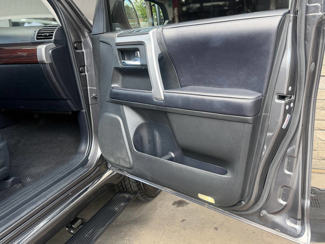 Used 2018 Toyota 4Runner Limited AWD/4WD image 62