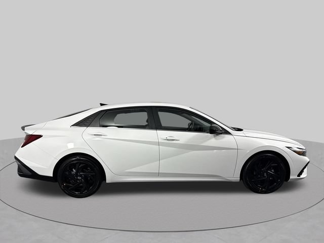 New 2026 Hyundai Elantra SEL Sport Premium FWD image 35