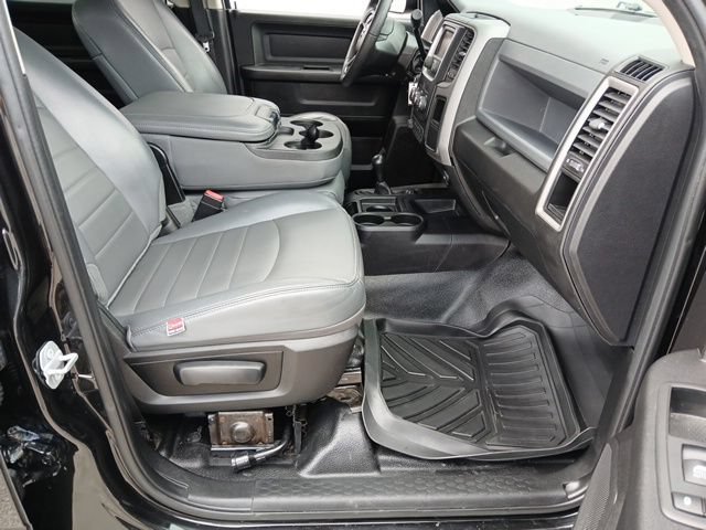 Used 2017 RAM 2500 Tradesman w/ Chrome Appearance Group AWD/4WD image 28