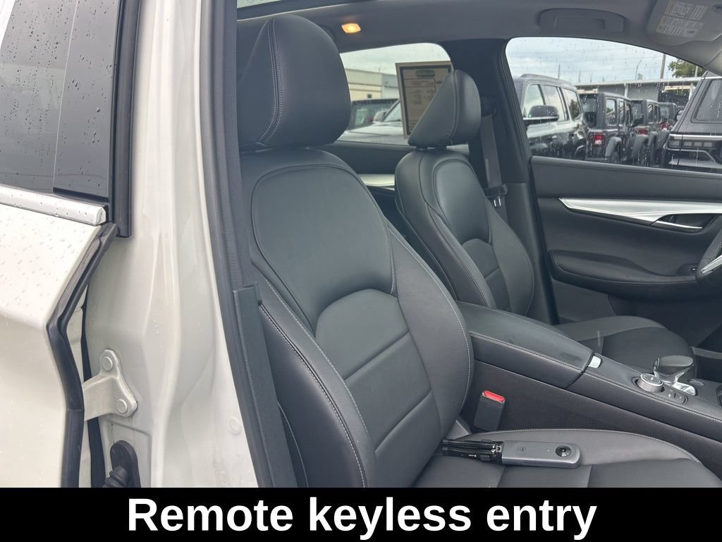 Used 2021 INFINITI QX50 Luxe FWD image 21