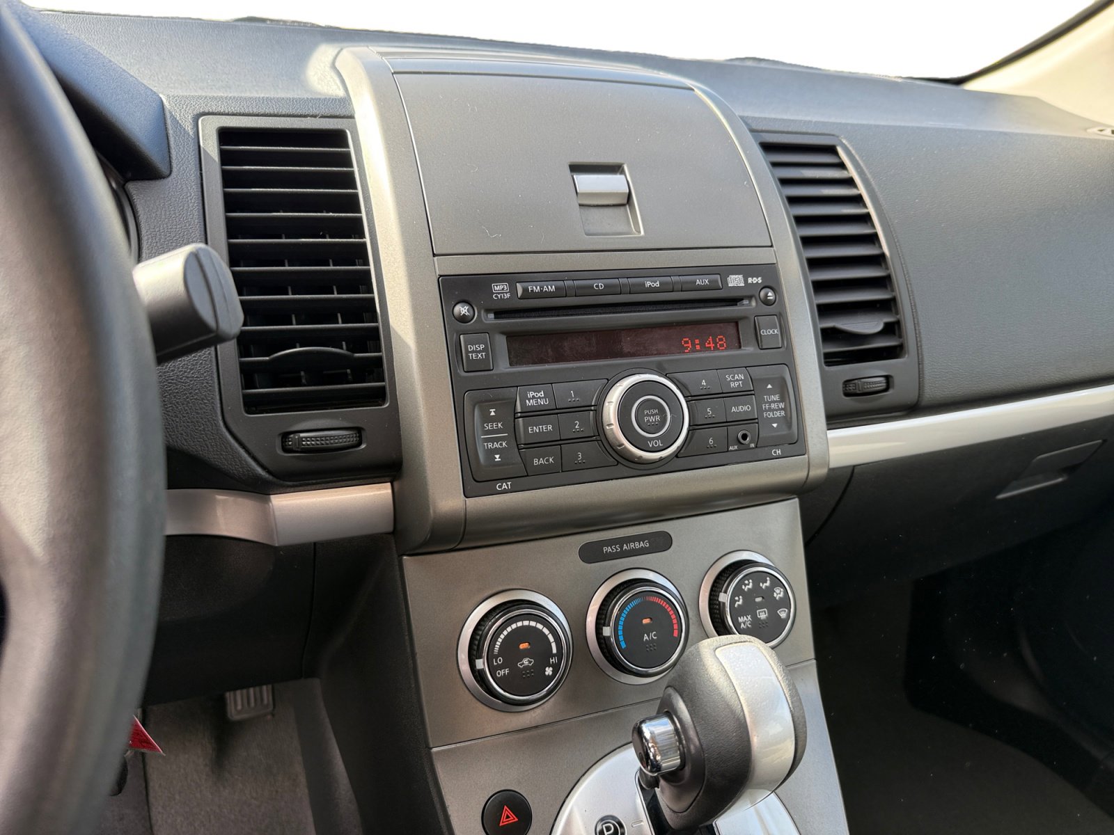 Used 2012 Nissan Sentra 2.0 S image 12